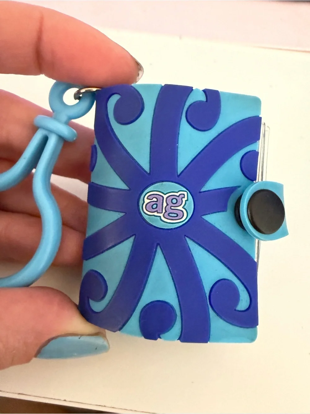American Girl x iZone Poloroid Photo Album Blue Swirl Keychain Accessory